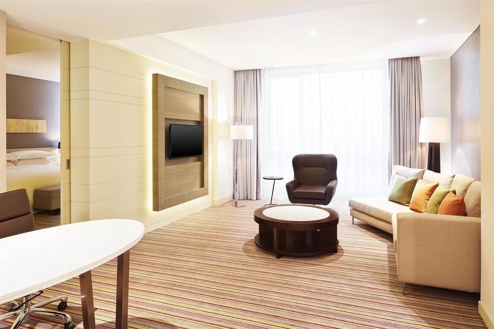 Four Points By Sheraton Puchong Exteriör bild