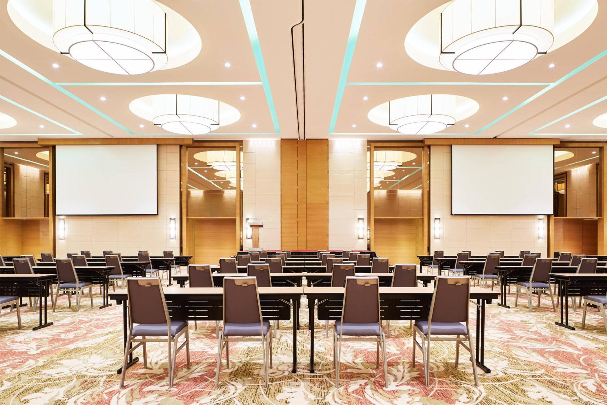 Four Points By Sheraton Puchong Exteriör bild