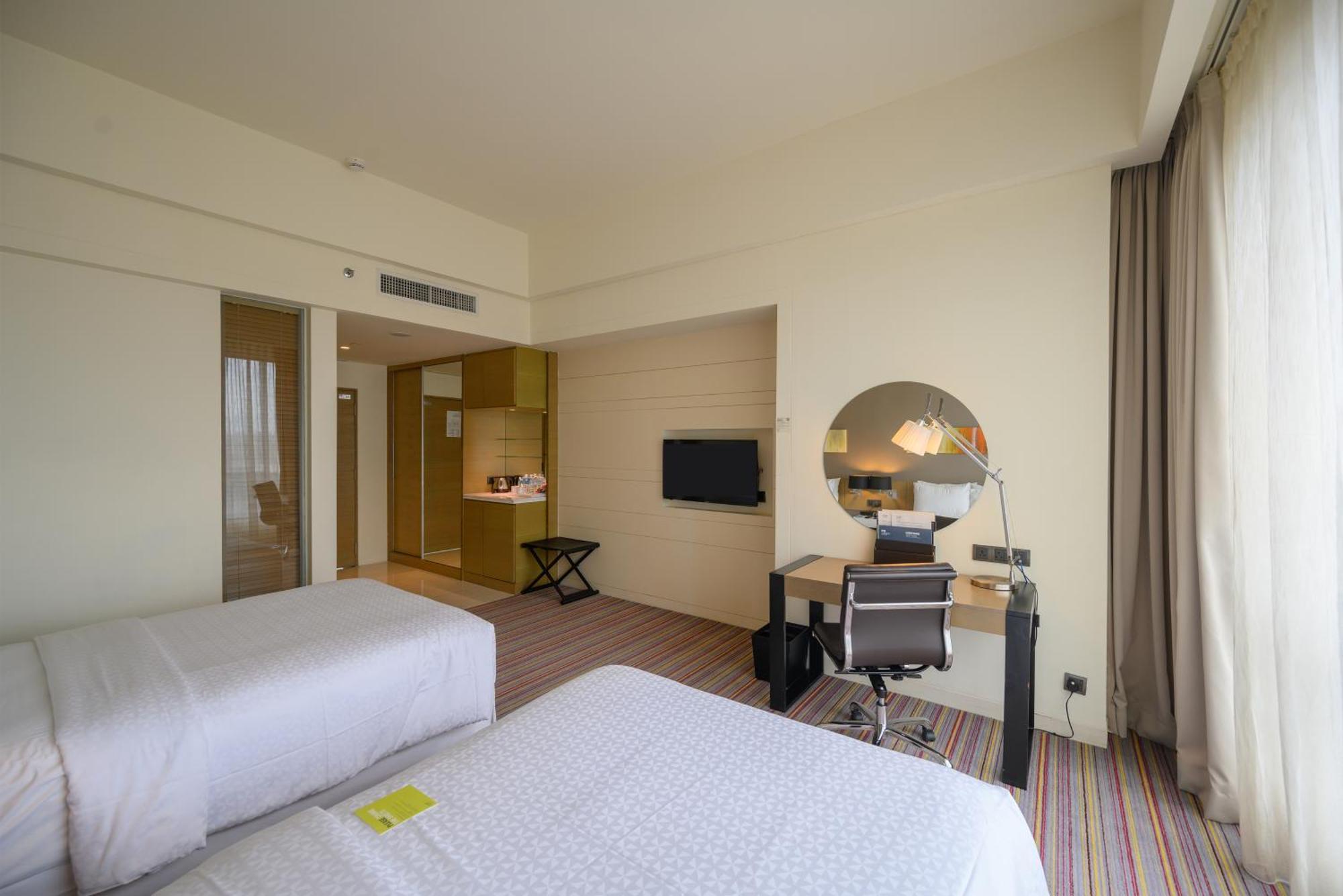 Four Points By Sheraton Puchong Exteriör bild