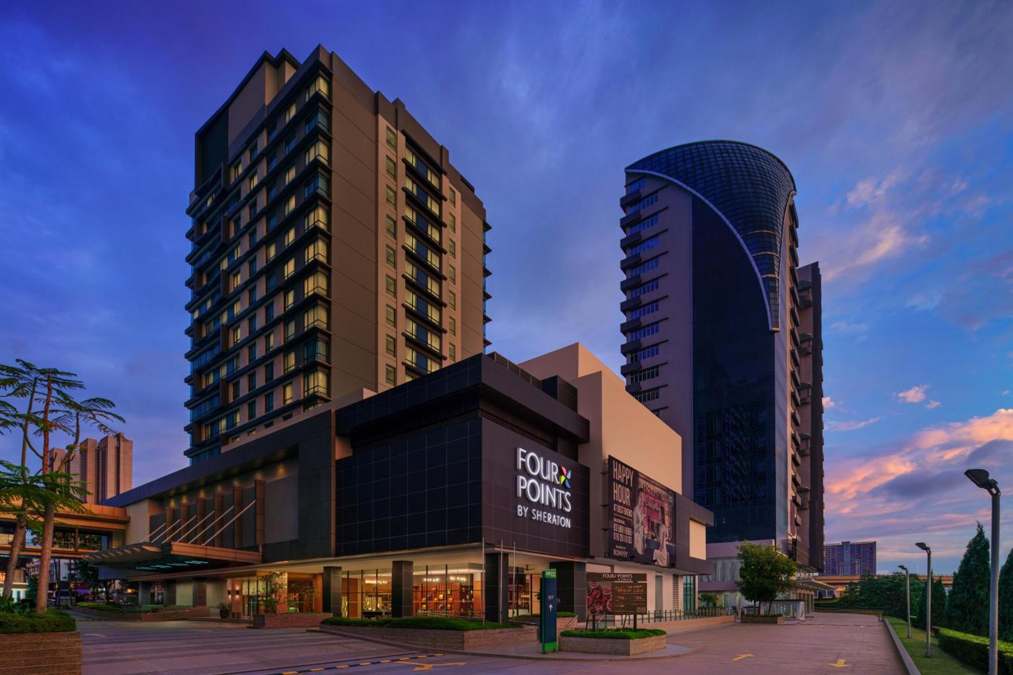 Four Points By Sheraton Puchong Exteriör bild