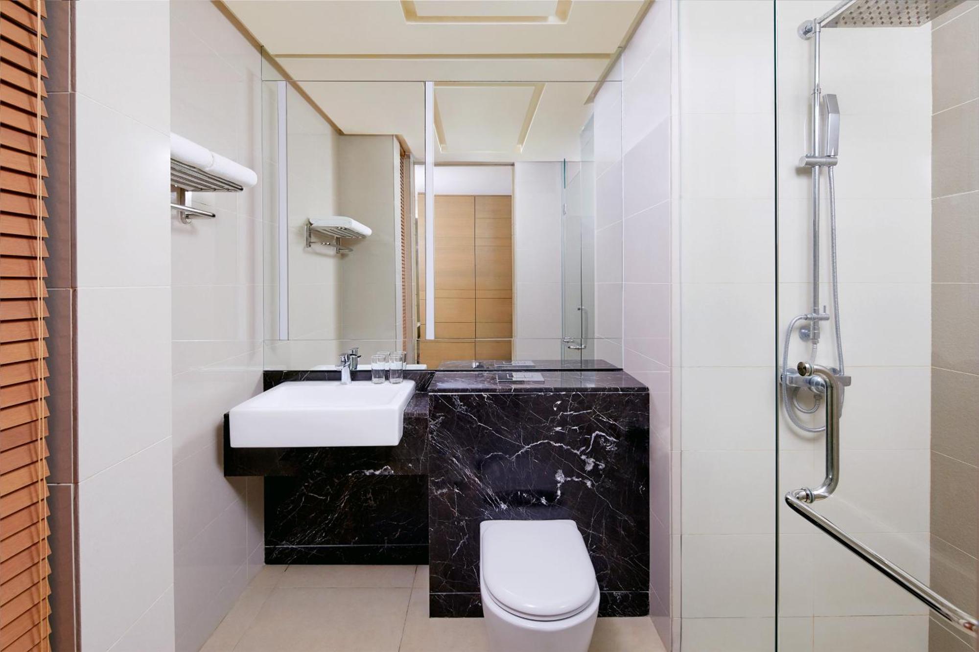 Four Points By Sheraton Puchong Exteriör bild