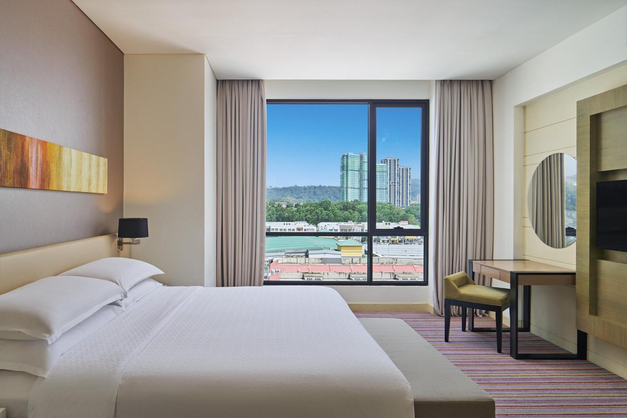 Four Points By Sheraton Puchong Exteriör bild
