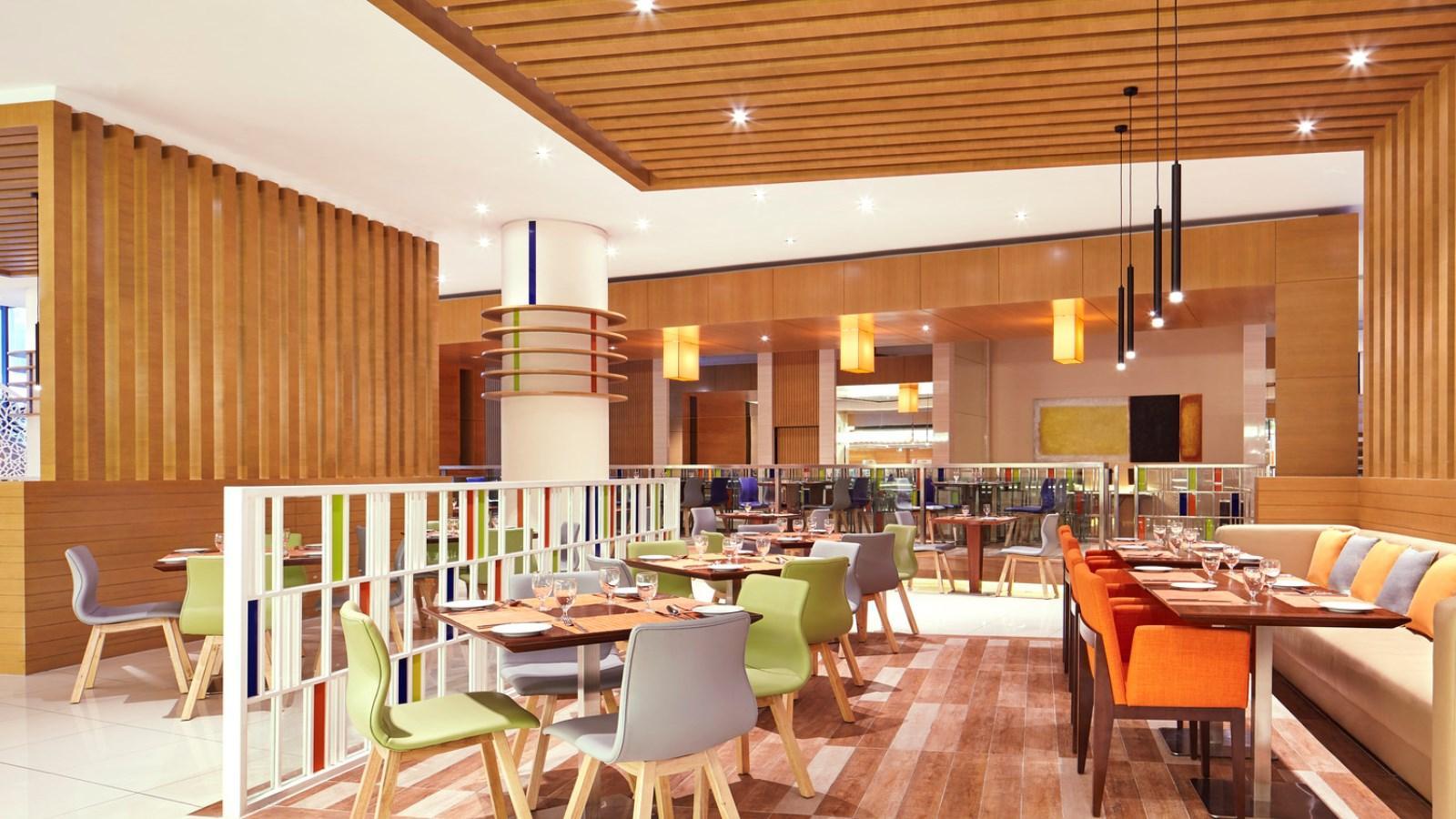 Four Points By Sheraton Puchong Exteriör bild