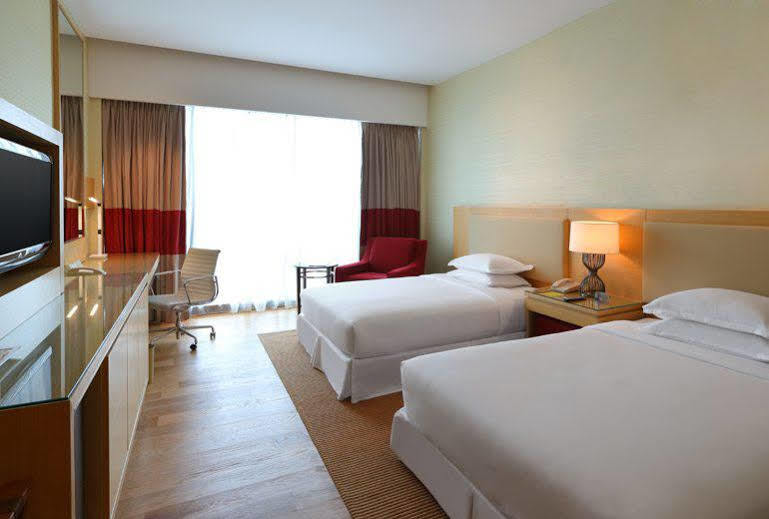 Four Points By Sheraton Puchong Exteriör bild